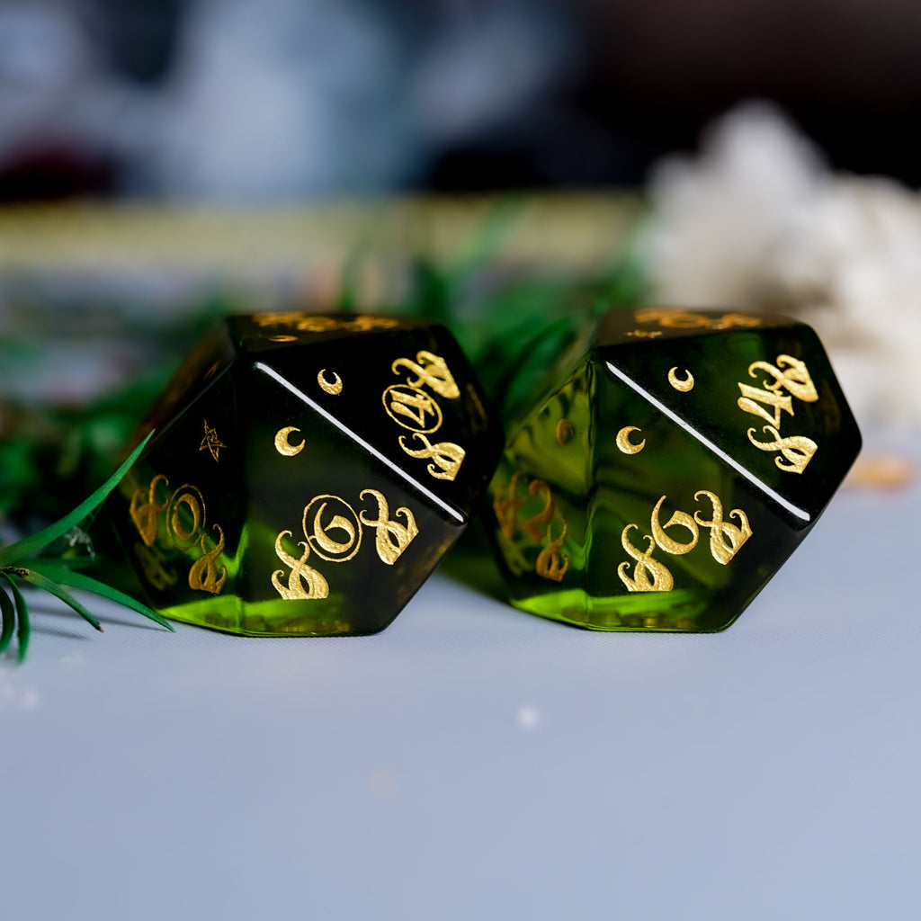 Cthulhu’s Touch · Peridot Engraved Gemstone Dice Set