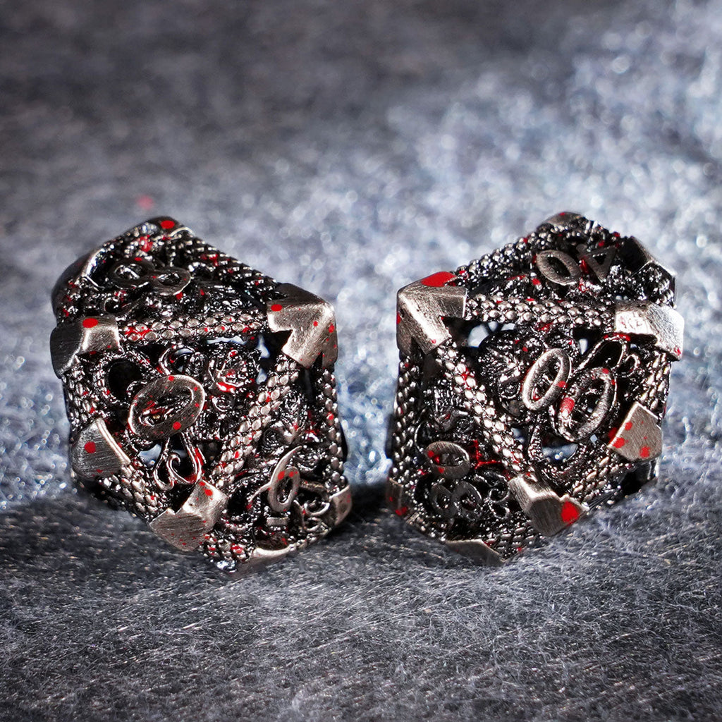Cthulhu Gold Hollowed Metal Dice