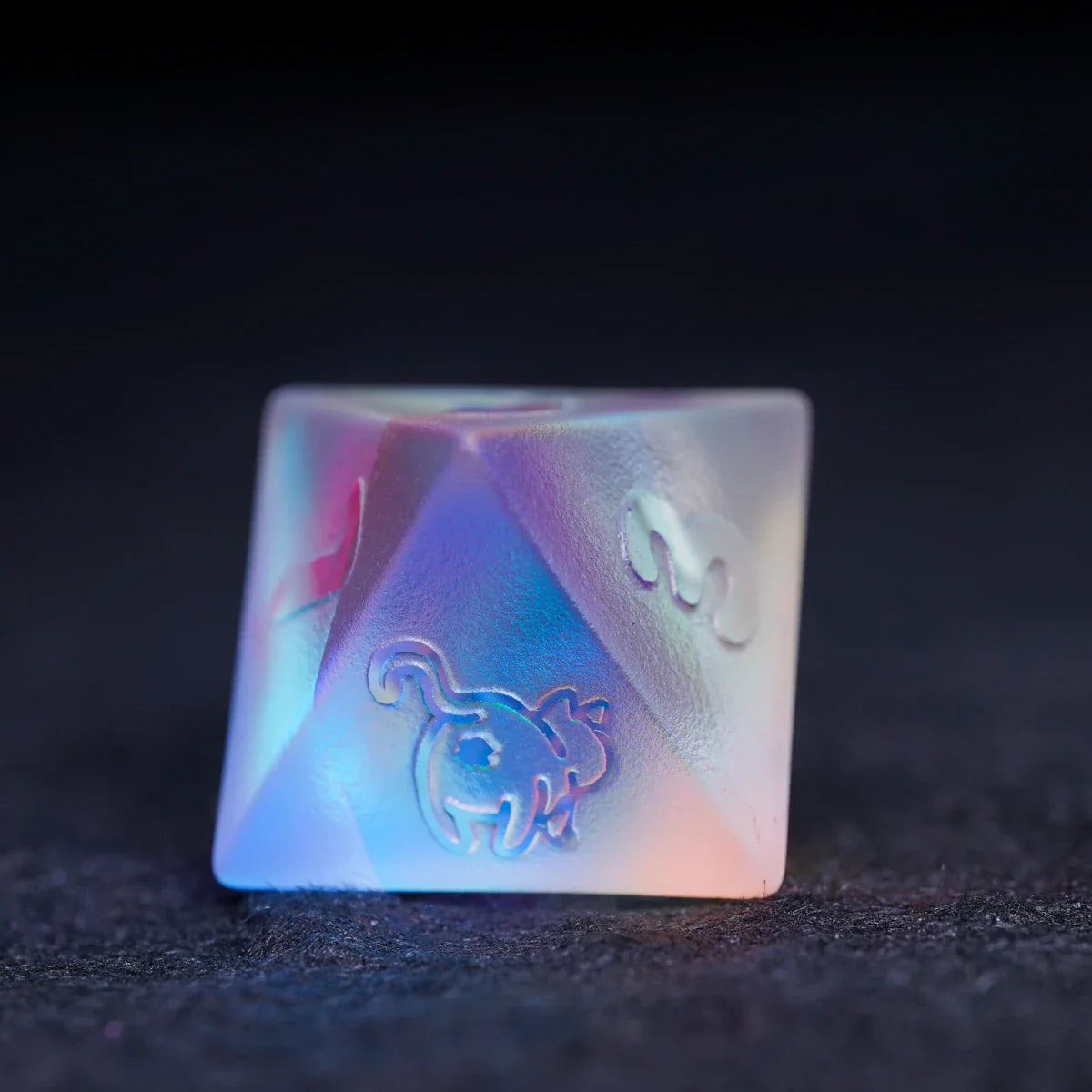 Kitty Engraved Dichroic Prism K9 Glass Dice Set