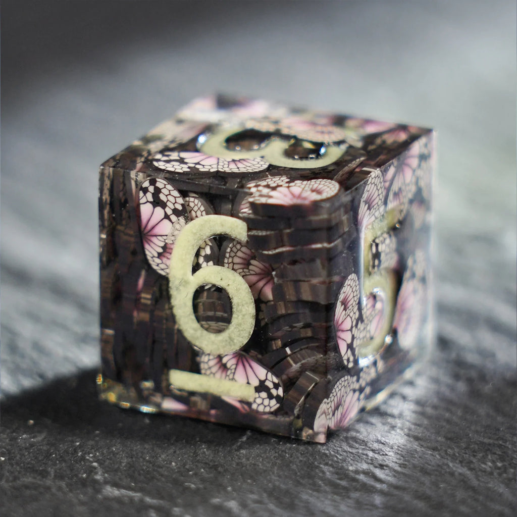 Moonflutter Resin Dice Set