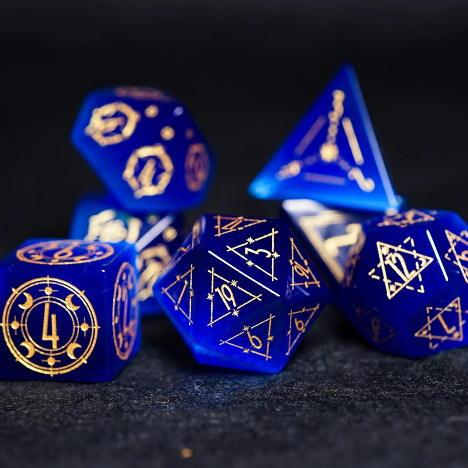 Celestial Palace · Oath of Wisdom · Royal Blue Cat’s Eye Dice Set