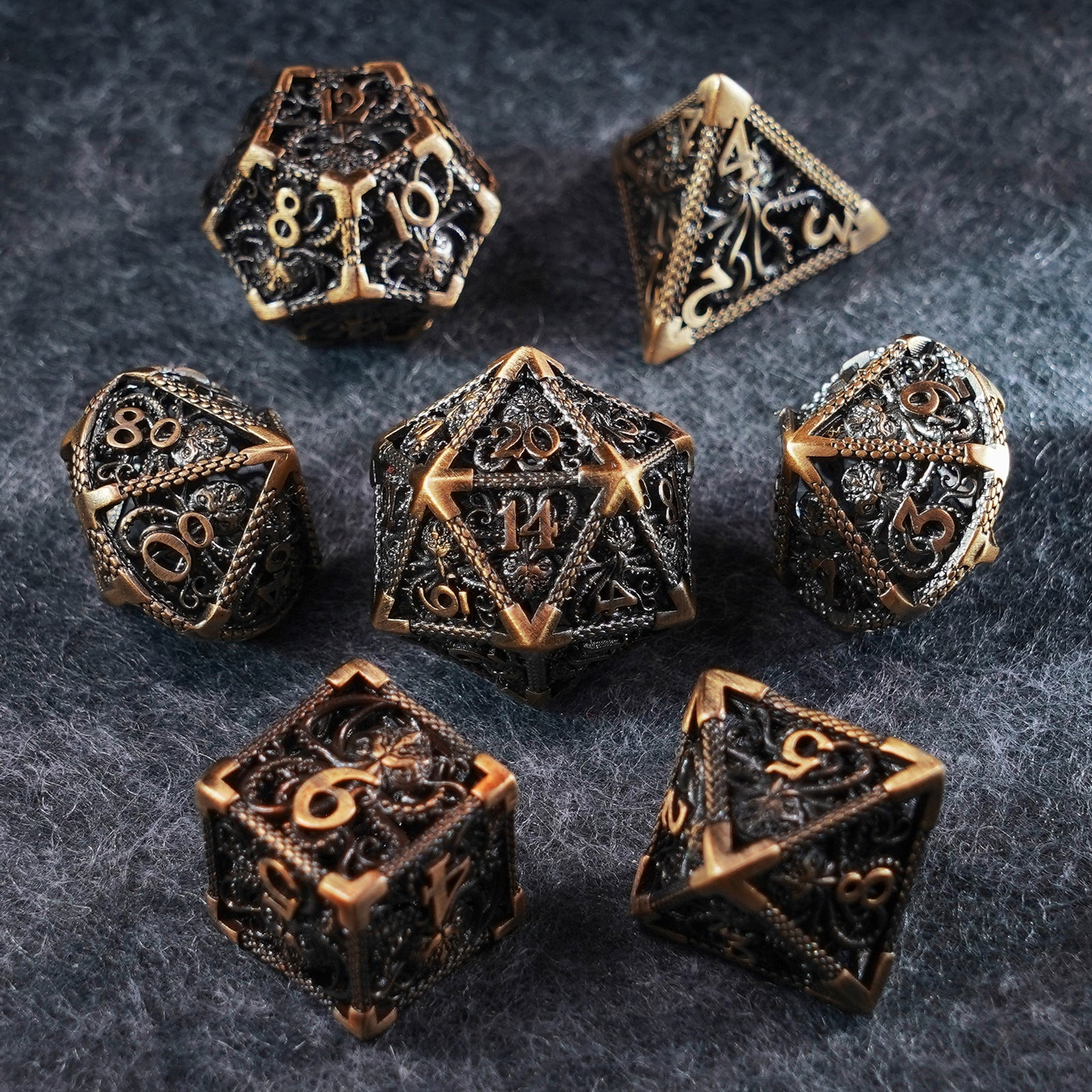 Cthulhu Gold Hollowed Metal Dice