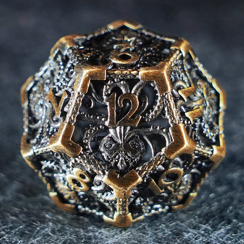 Cthulhu Gold Hollowed Metal Dice
