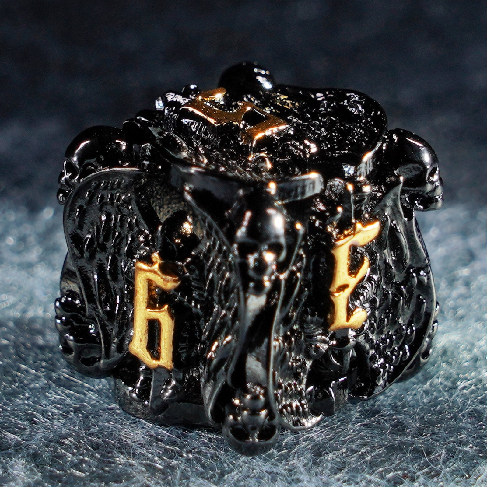Deathwing Hollowed Black Metal Dice