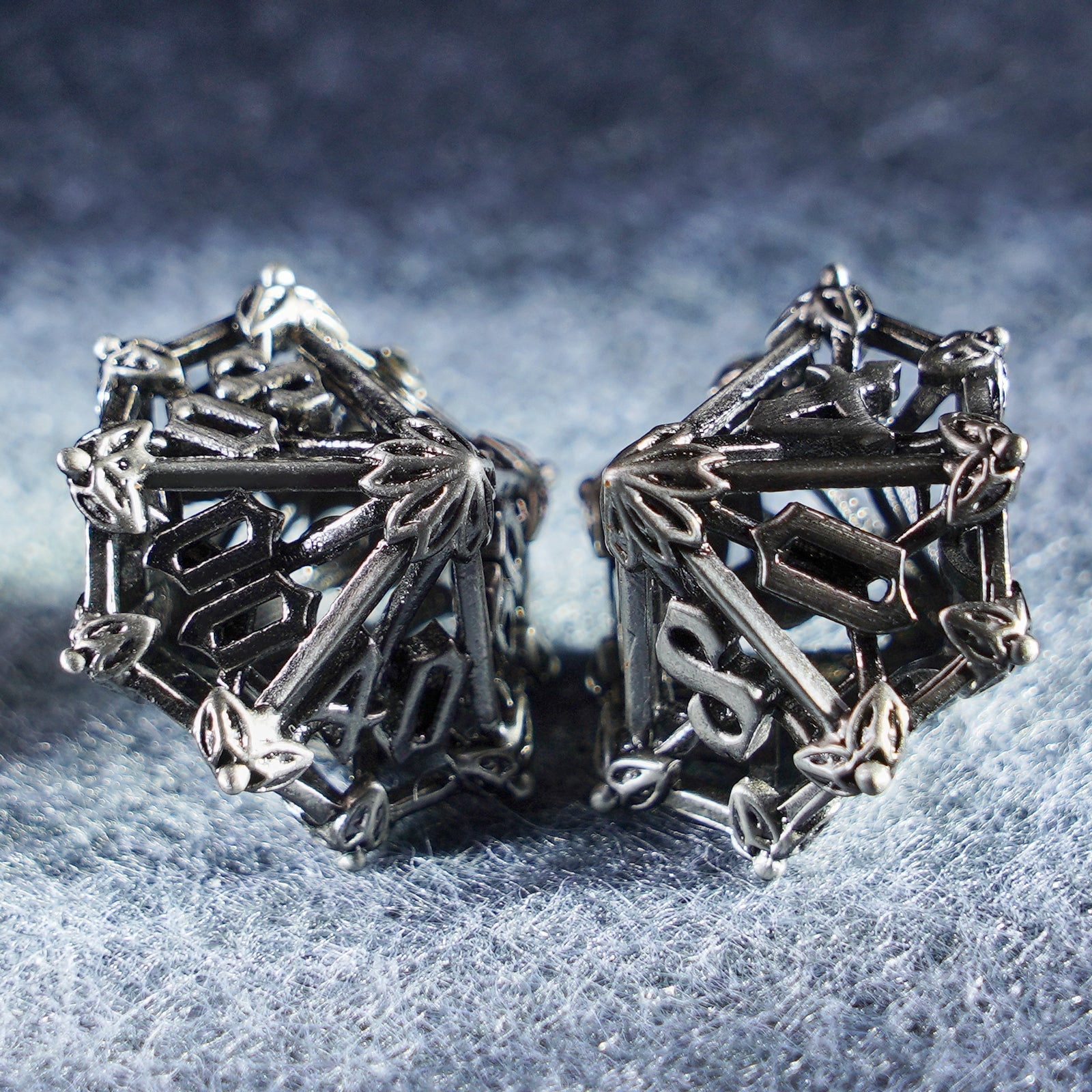 Floral Wings Hollowed Silver Metal Dice Set