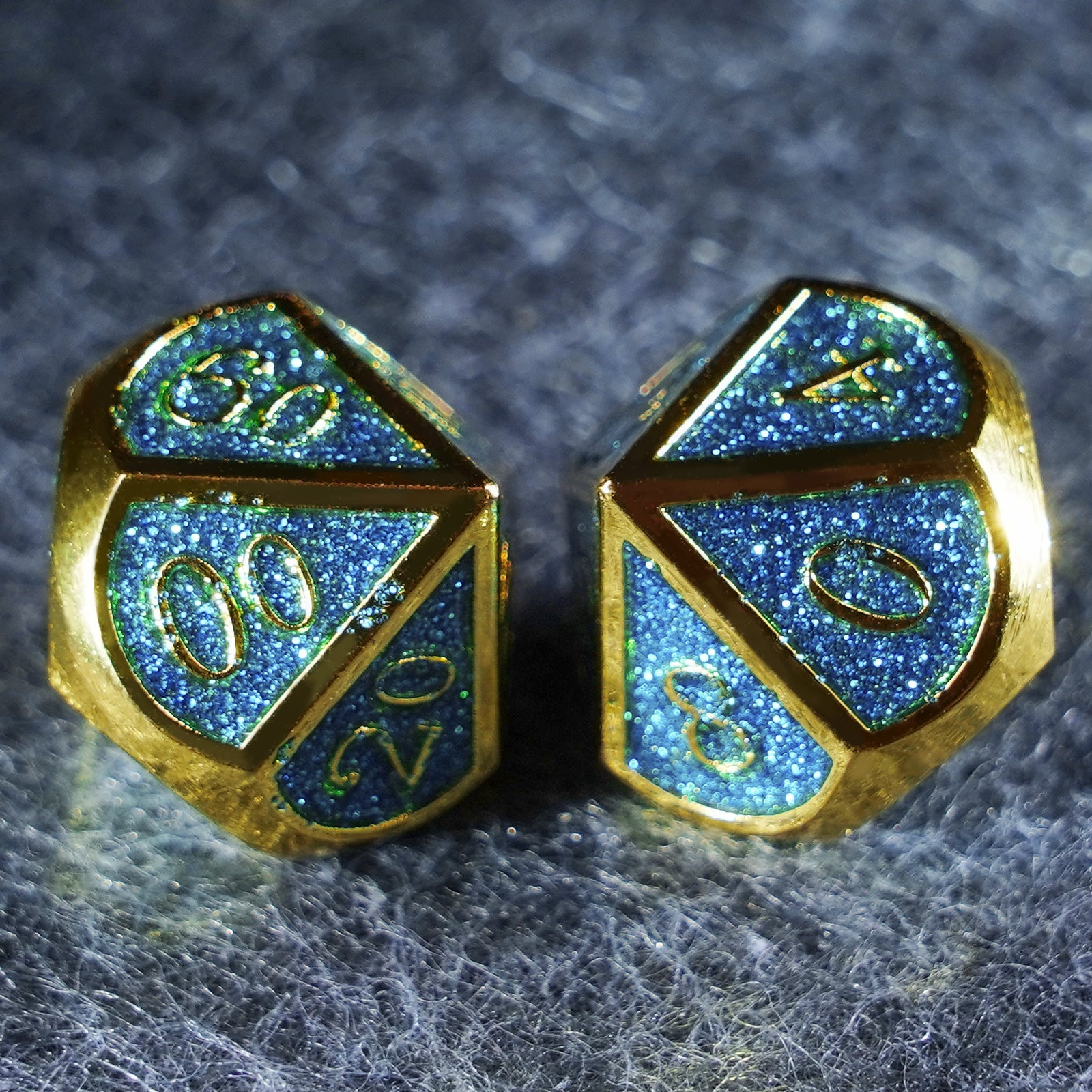 Heart of the Ice Queen Metal Dice Set