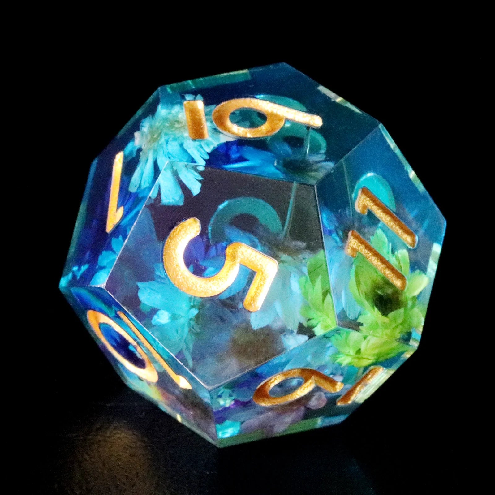 Maldives Floral World Limited Edition Resin Dice Set