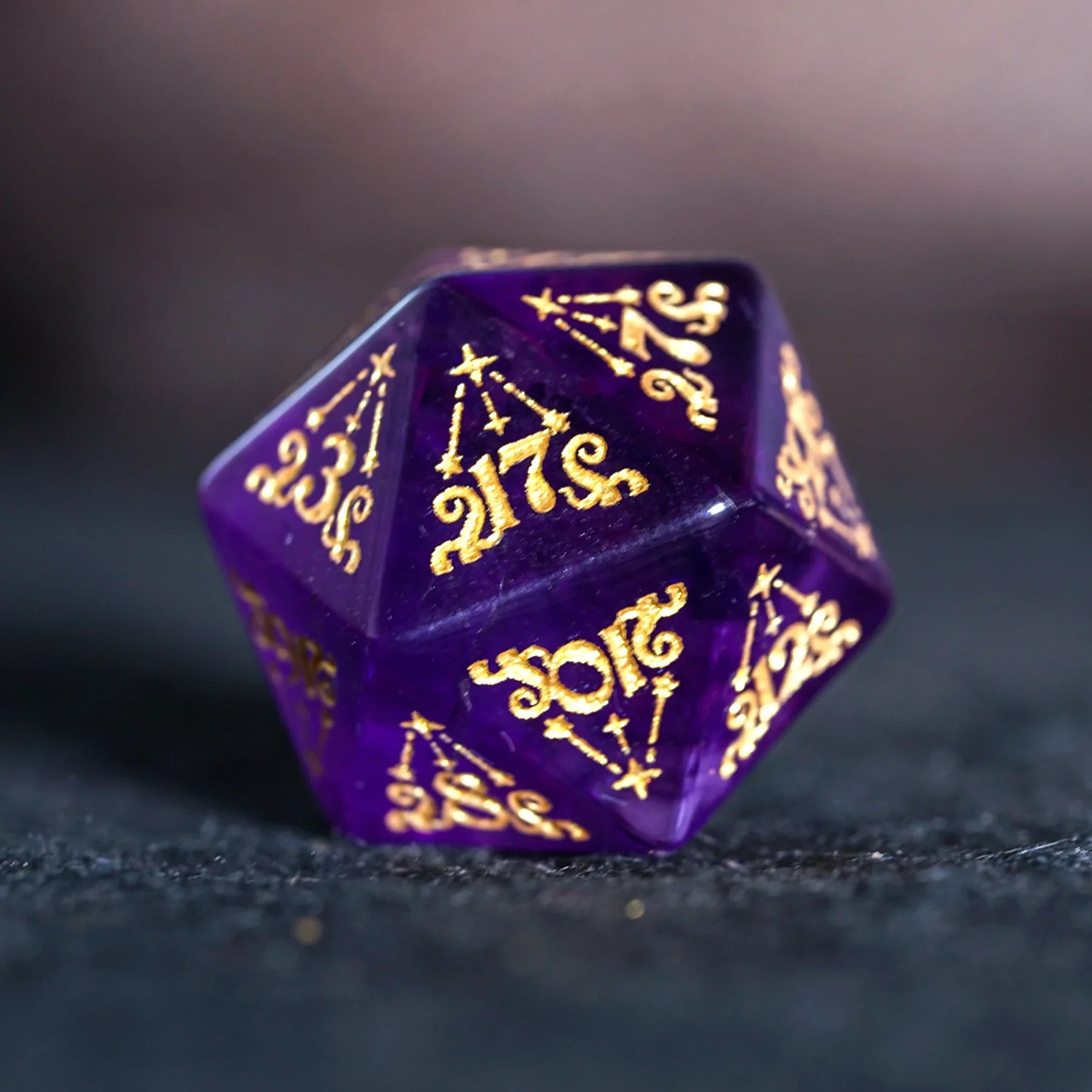 Dreaming Mirage · Amethyst Engraved Gemstone Dice Set