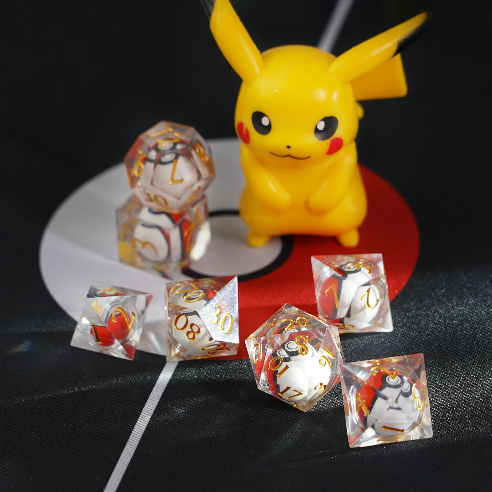 Pokémon Poké Ball Sharp Edge Resin Dice Set（Limited Edition）